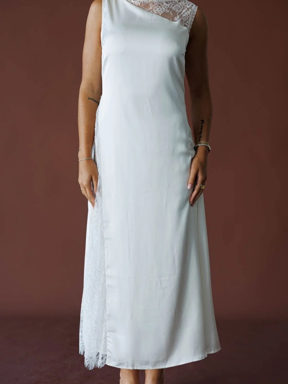 Lane201 Meet Me in White Dress
